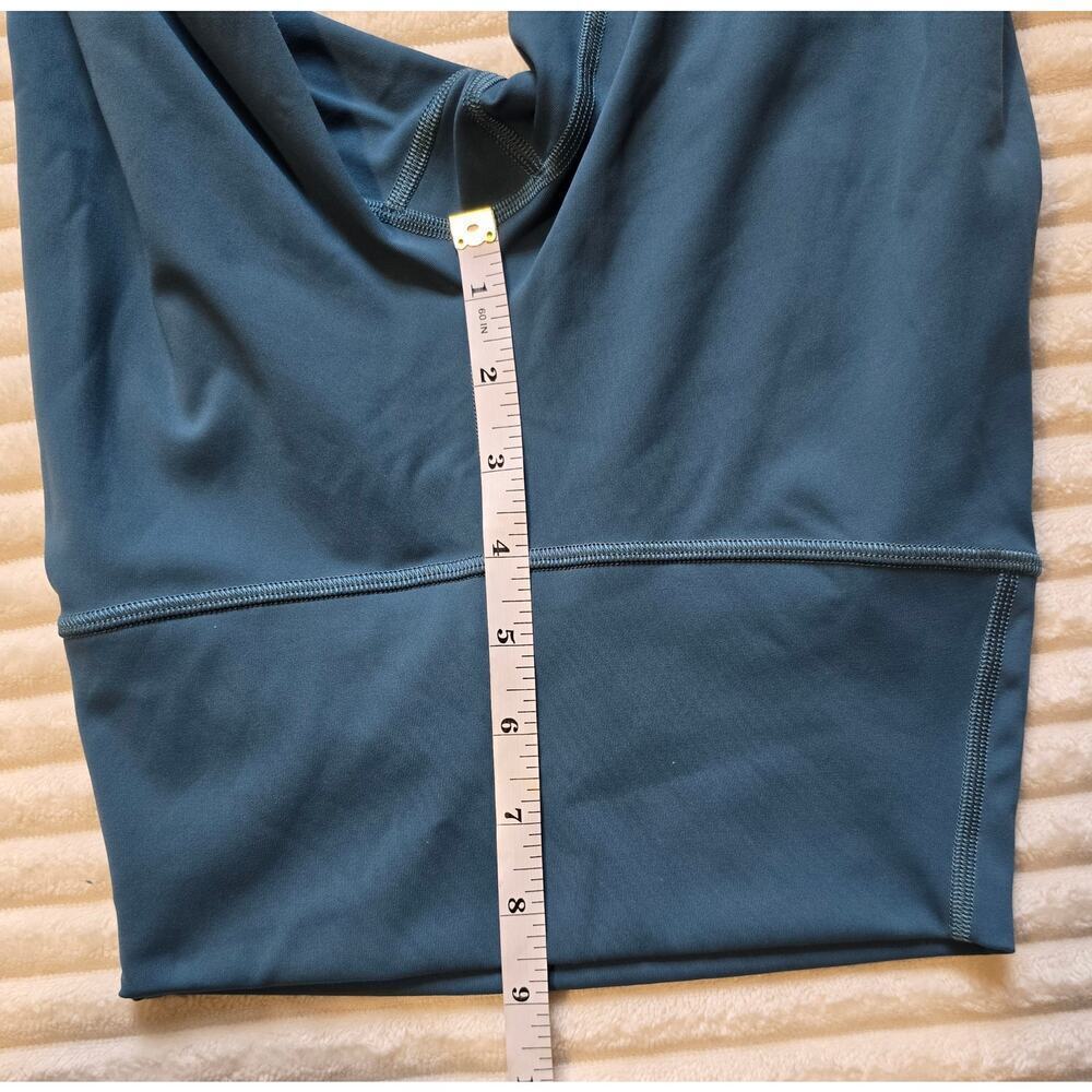 Sz 2 Lot Of 4 Lululemon One 28" Leggings, One Long Sleeve, Two Tank Tops - Picture 14 of 16